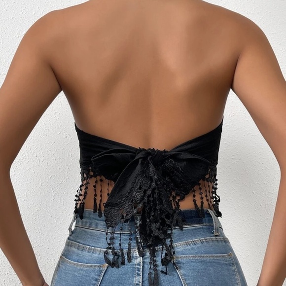 Boho Floral Lace Crop Top - Picture 2 of 4